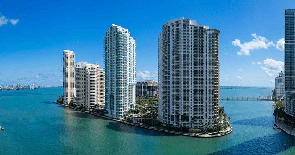 Markenresidenzen – Aston Martin Residences