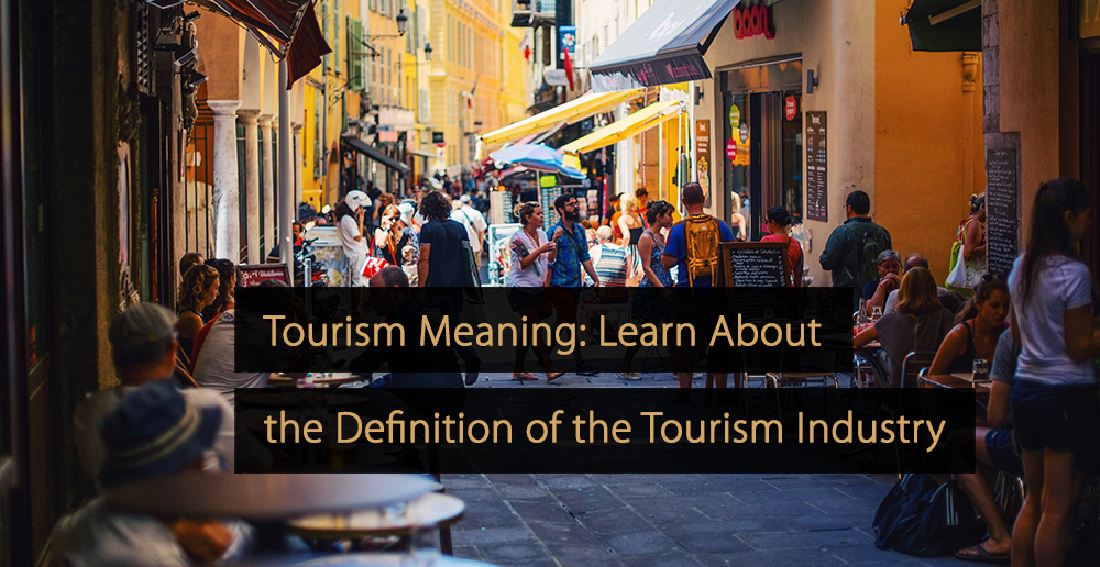 tourism meaning