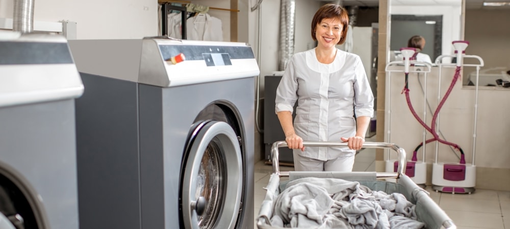 Hotel-Room-Cleaning-Laundry-Room