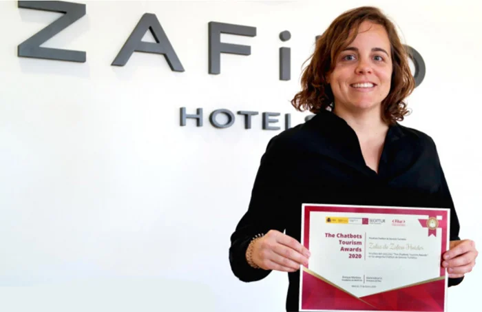 Chatbot con Inteligencia Artificial AI - Recepción de hotel - Zafiro Hotels and Resorts